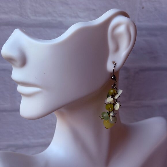 Y2K Chico’s Natural Stone Cluster Dangle Earrings Green Ivory Yellow Drop NOS - Picture 6 of 16
